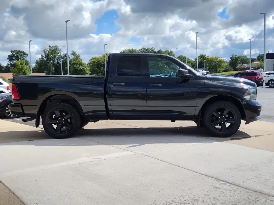 2016 Ram 1500 Express photo 1