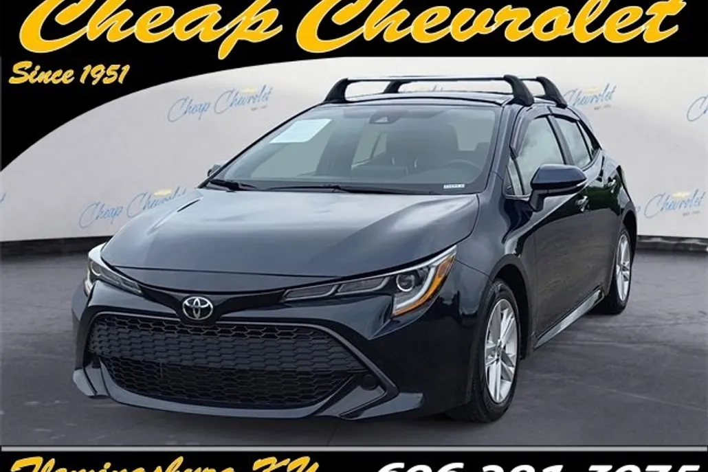 2021 Toyota Corolla SE photo 1