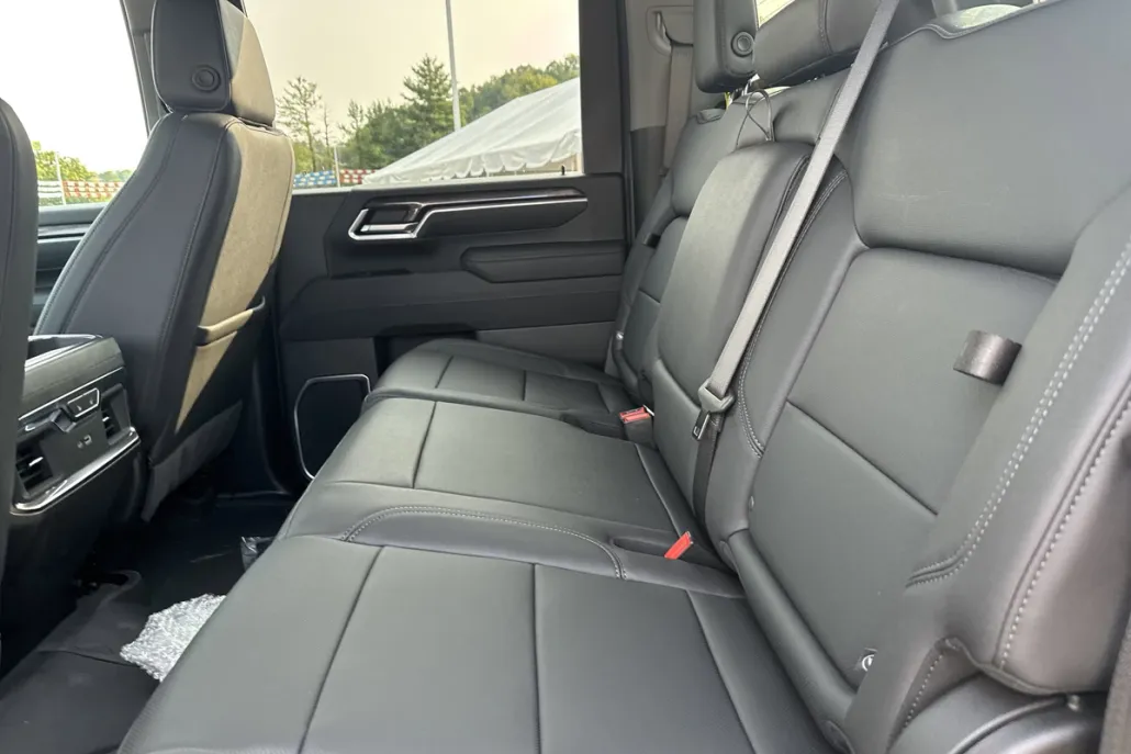 2025 Chevrolet Silverado 2500HD LTZ photo 1