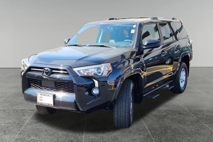 2023 Toyota 4Runner SR5 photo 1