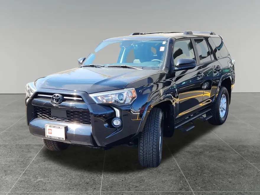 2023 Toyota 4Runner SR5 photo 1