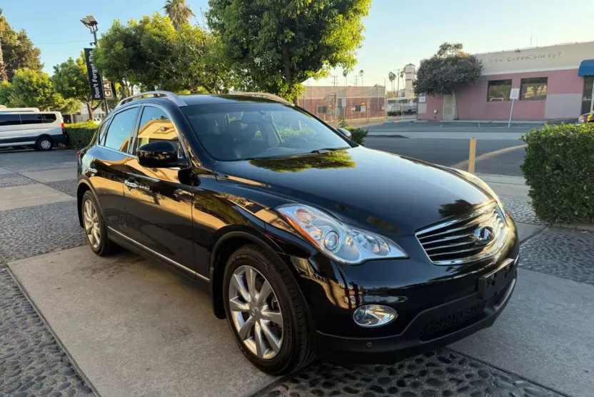 2013 Infiniti EX35 photo 1