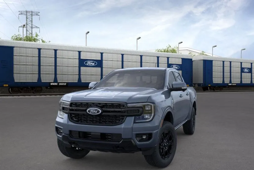 2025 Ford Ranger Lariat photo 1