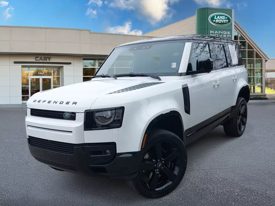 2025 Land Rover Defender 110 photo 1