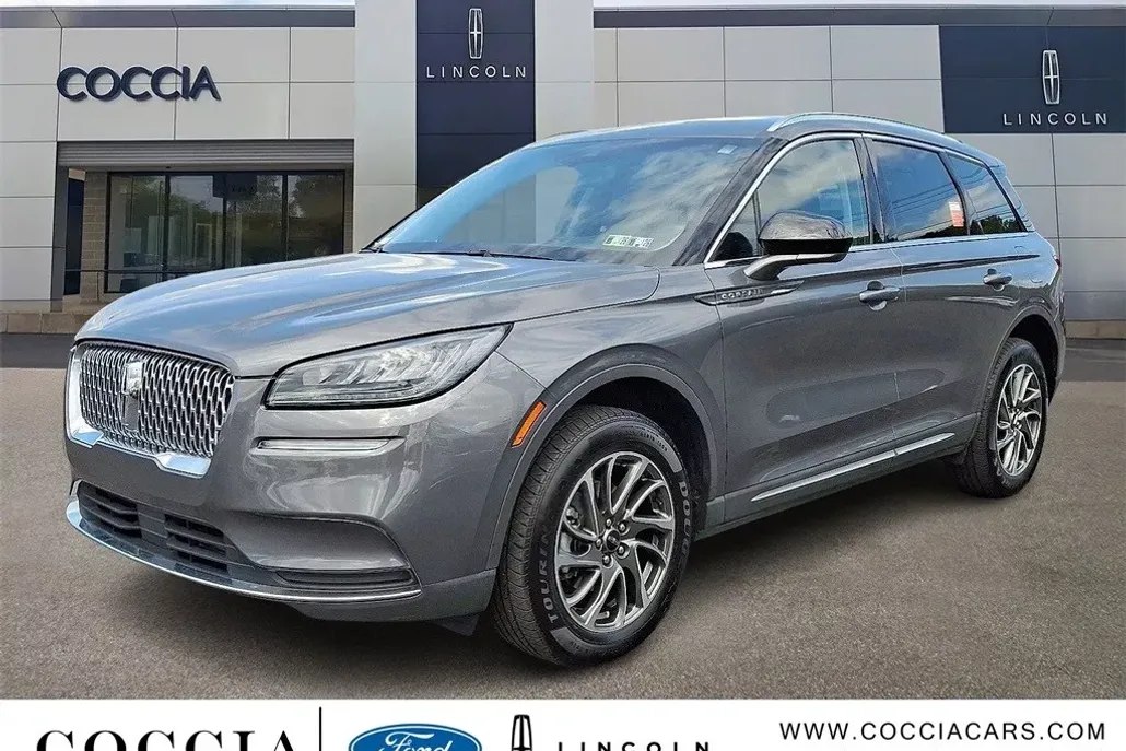 2022 Lincoln Corsair Standard photo 1