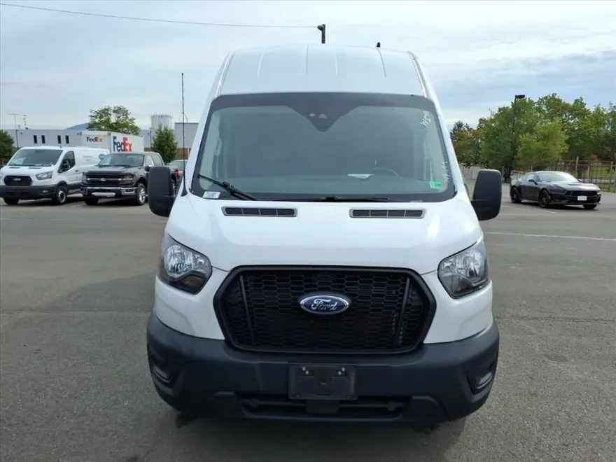 2023 Ford Transit photo 1