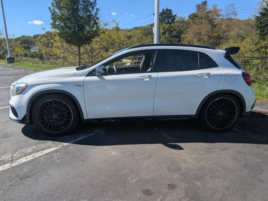 2019 Mercedes Benz GLA 45 AMG 4MATIC photo 1