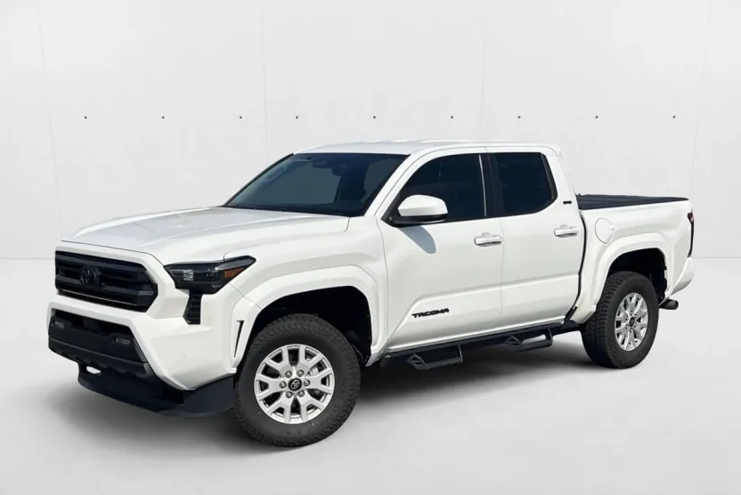 2024 Toyota Tacoma SR5 photo 1