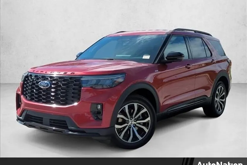 2025 Ford Explorer ST-Line photo 1