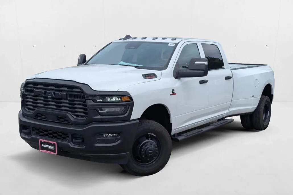2025 Ram 3500 Tradesman photo 1