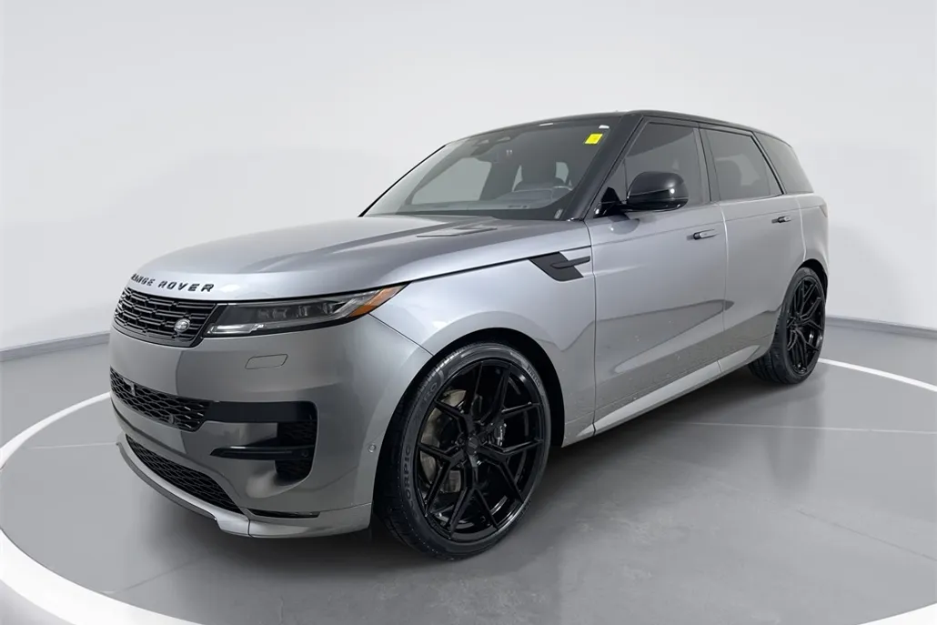 2024 Land Rover Range Rover Sport SE photo 1