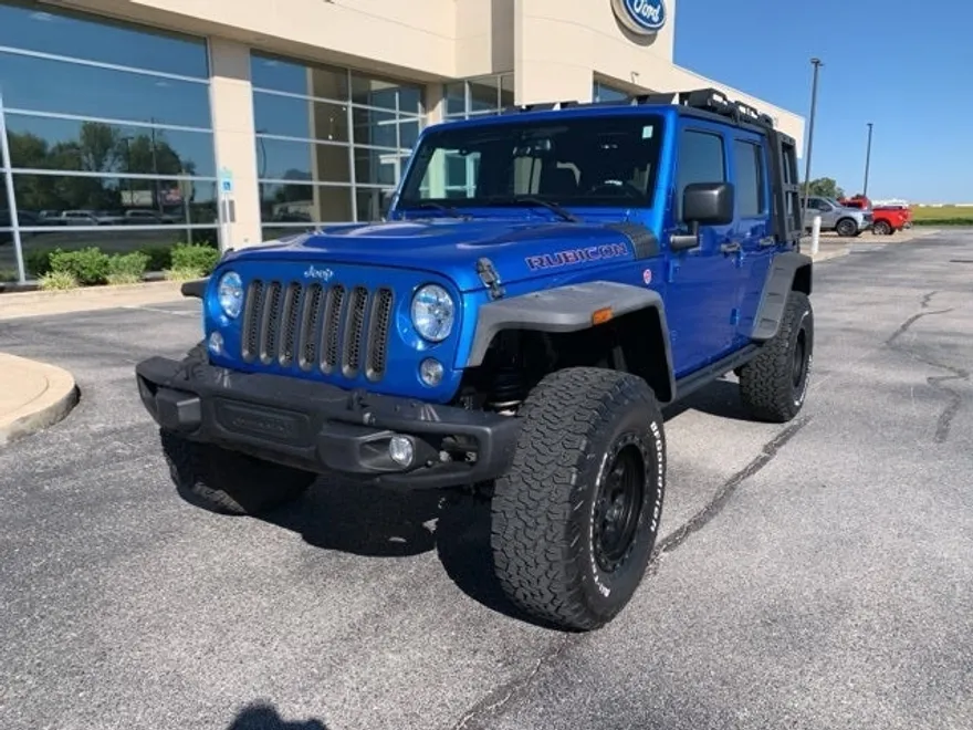 2016 Jeep Wrangler Unlimited Rubicon photo 1
