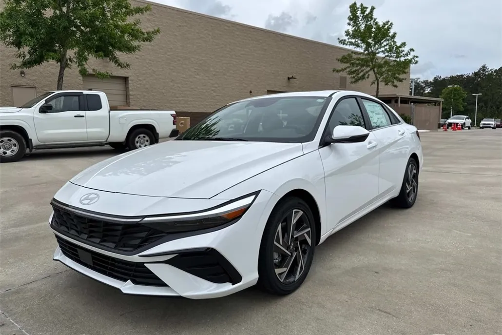 2025 Hyundai Elantra Hybrid Limited photo 1