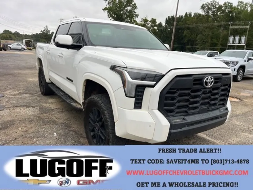 2022 Toyota Tundra SR5 photo 1