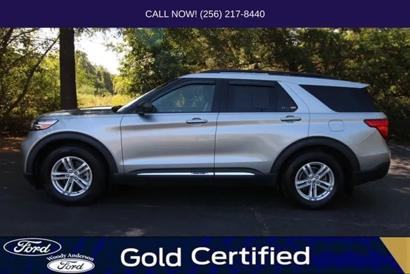 2022 Ford Explorer XLT photo 1