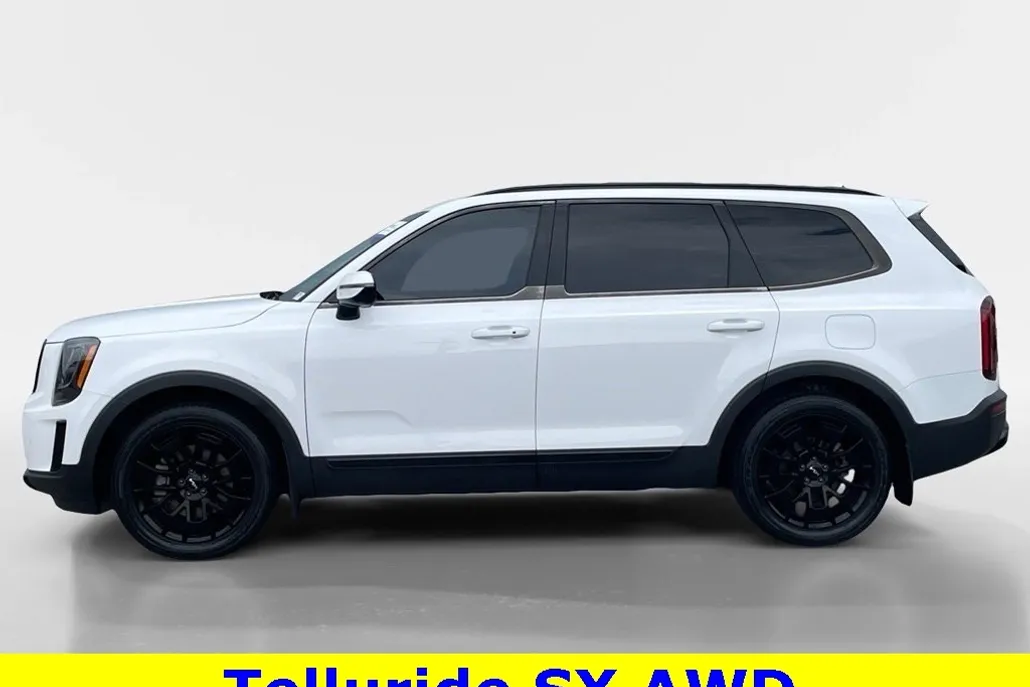 2022 Kia Telluride SX photo 1
