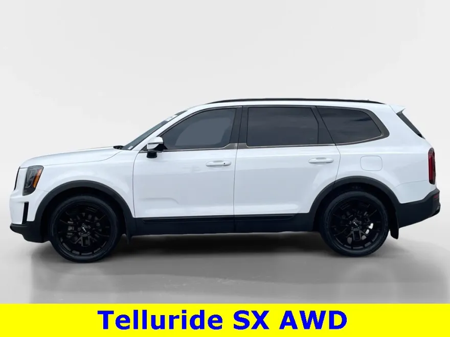 2022 Kia Telluride SX photo 1