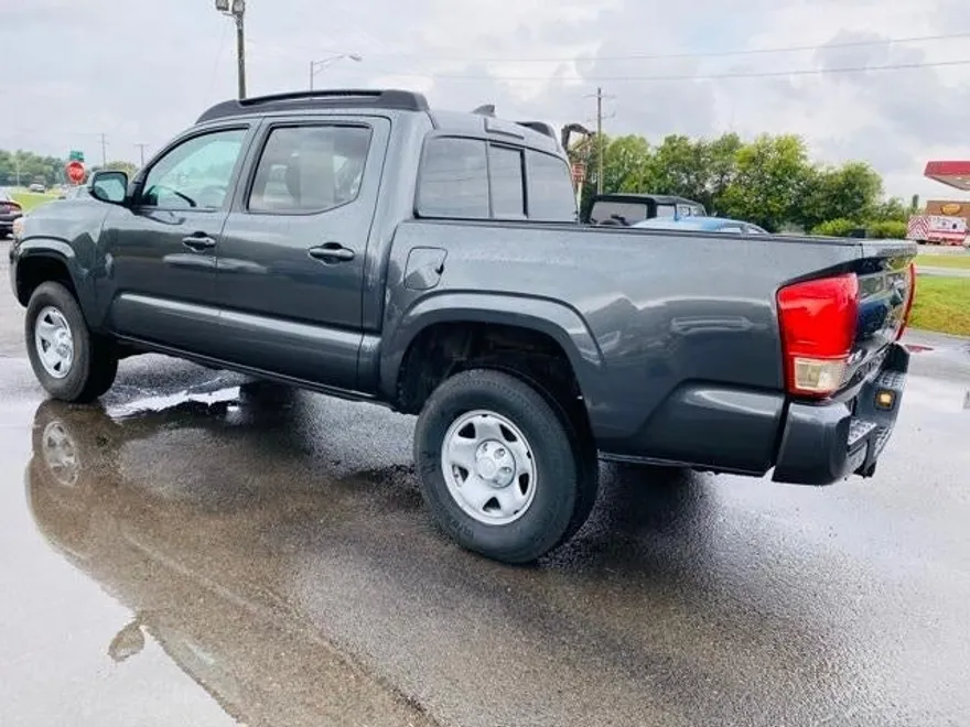 2019 Toyota Tacoma 4x4 SR5 Double Cab V6 photo 1