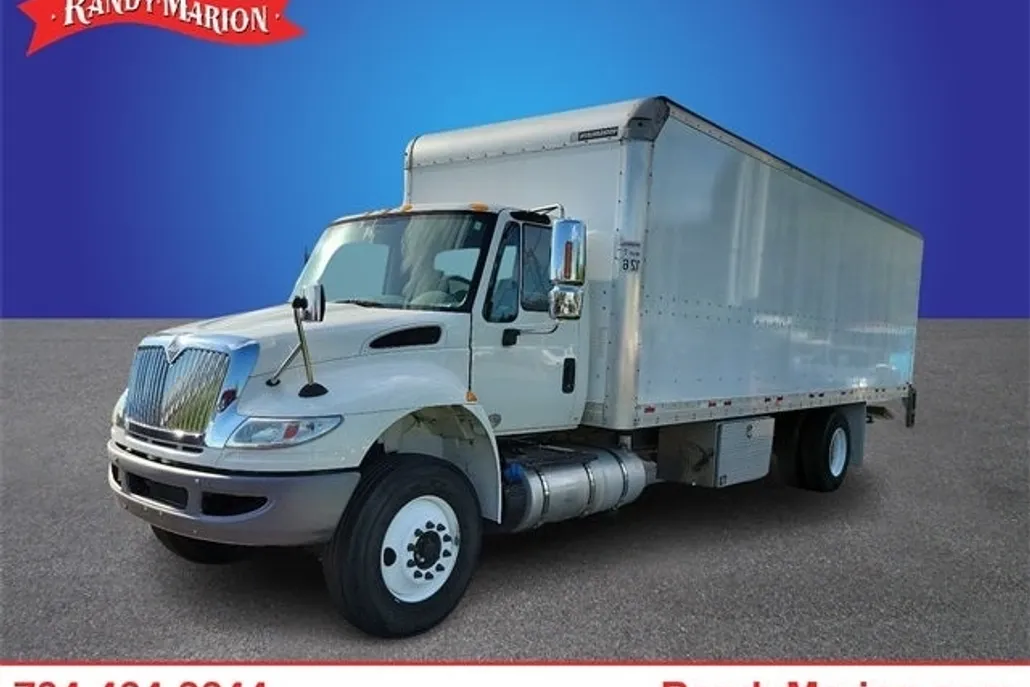2018 International 4300 photo 1
