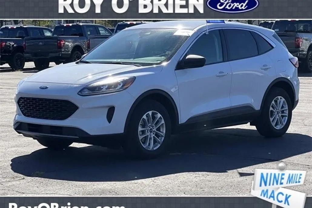 2022 Ford Escape SE photo 1