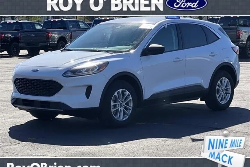 2022 Ford Escape SE photo 1