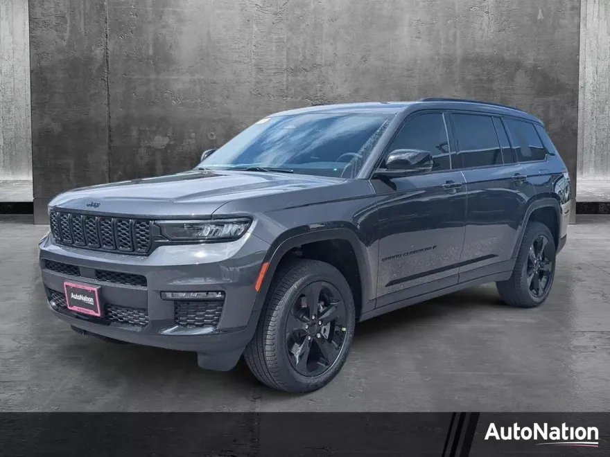 2025 Jeep Grand Cherokee Limited photo 1