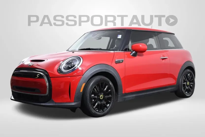 2023 Mini Cooper SE Signature photo 1
