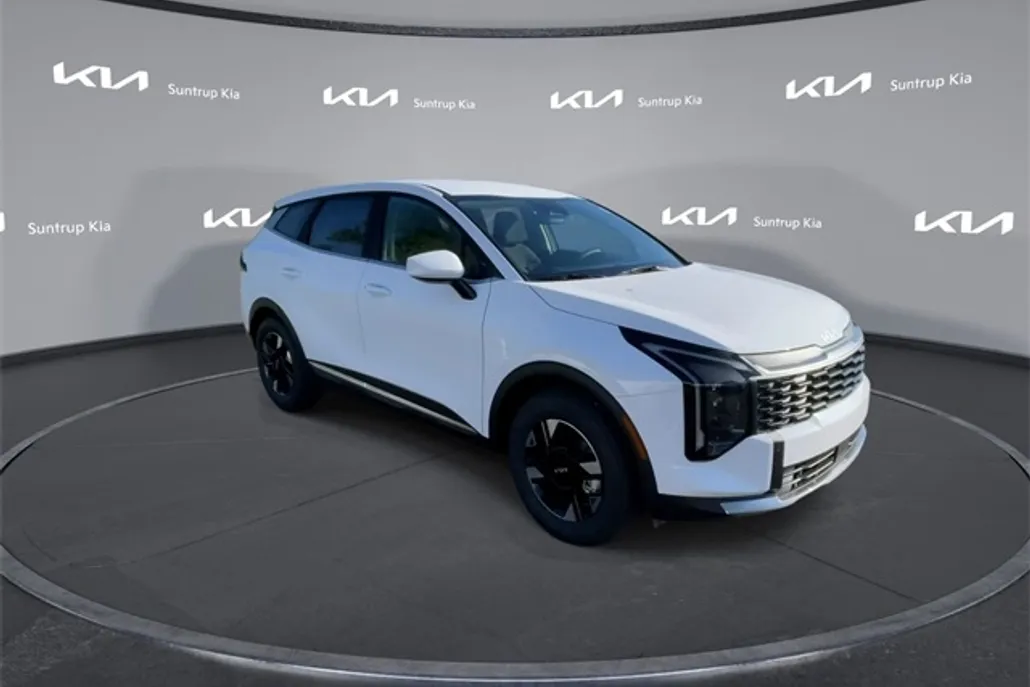 2026 Kia Sportage LX photo 1