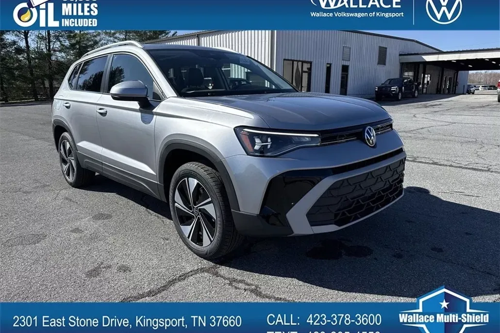 2025 Volkswagen Taos SE photo 1