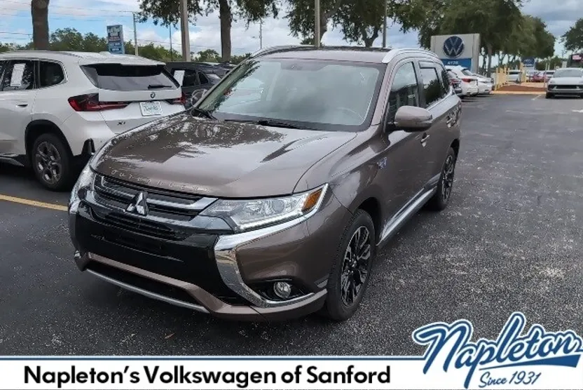 2018 Mitsubishi Outlander PHEV SEL photo 1