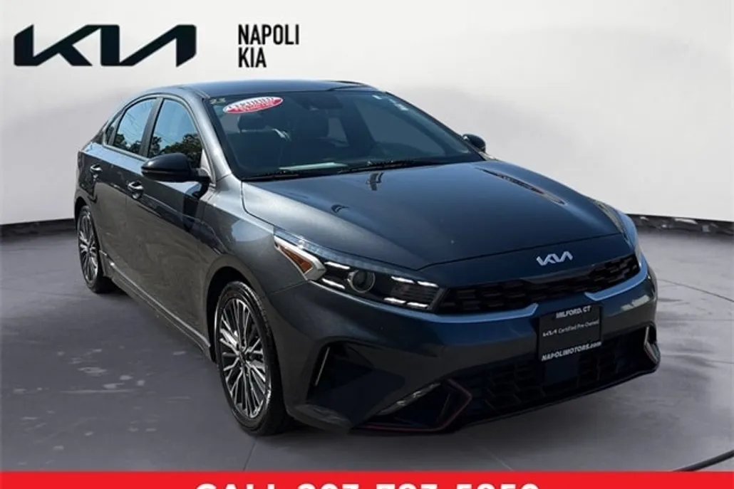 2023 Kia Forte GT-Line photo 1