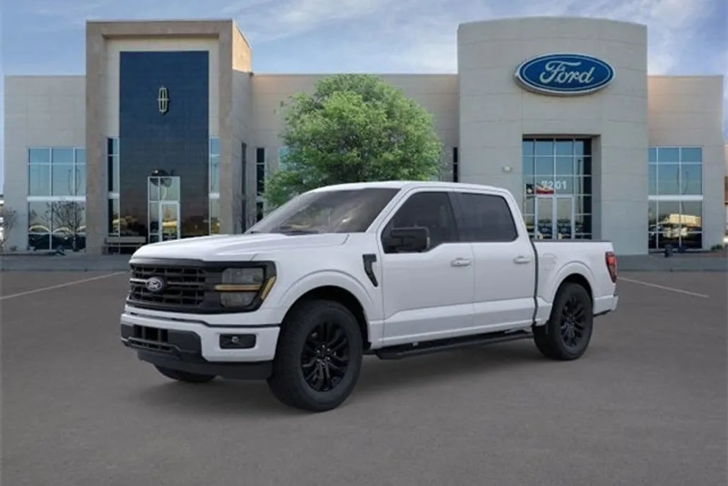 2025 Ford F-150 XLT photo 1