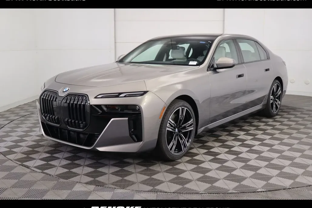 2025 Bmw 740i photo 1