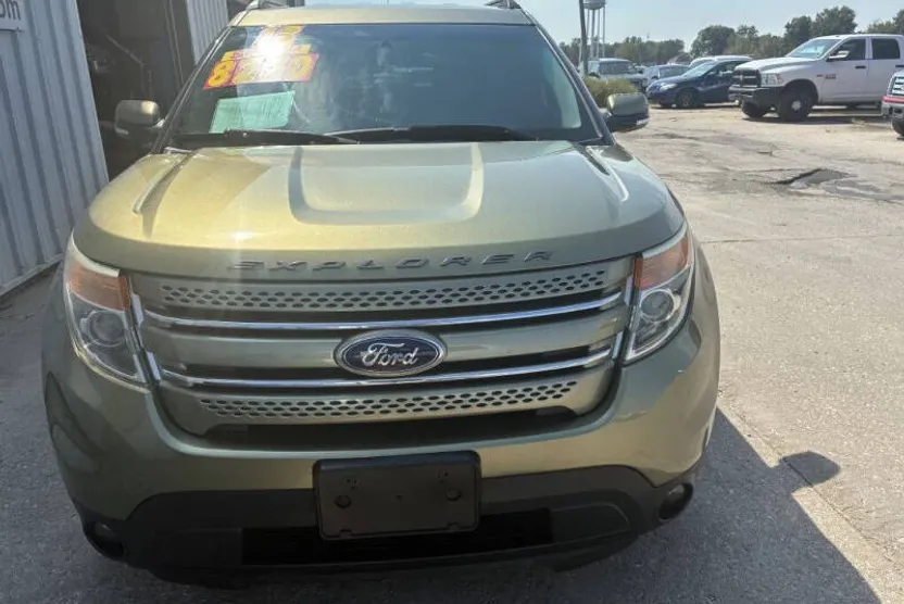2013 Ford Explorer Limited photo 1