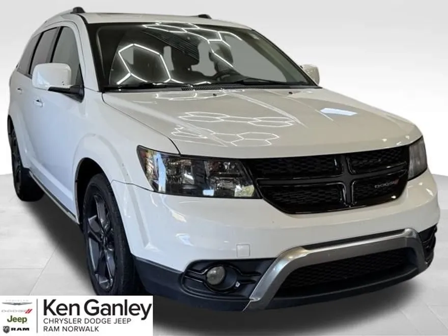2020 Dodge Journey Crossroad photo 1