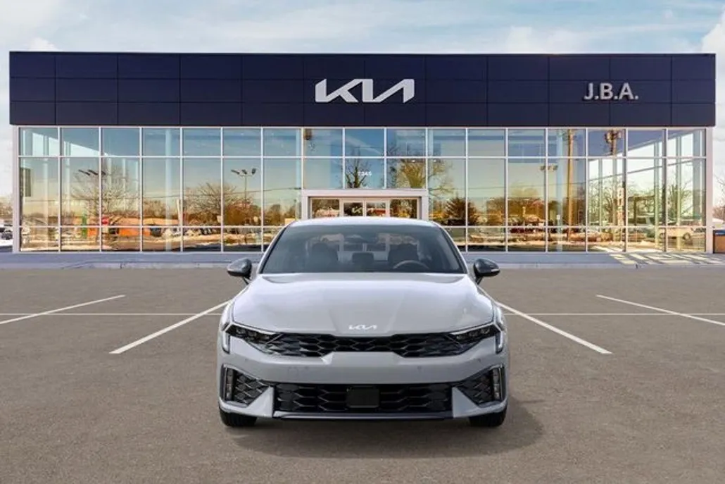 2026 Kia K5 GT-Line photo 1