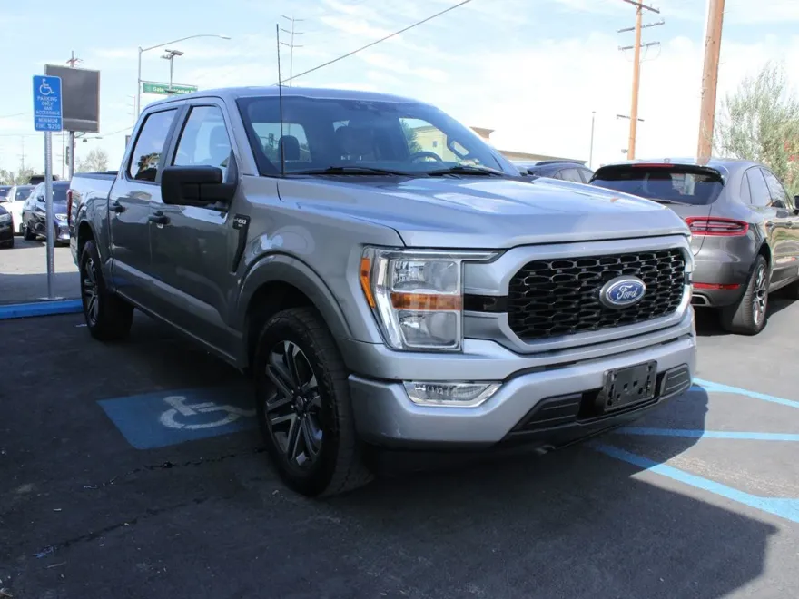 2021 Ford F-150 XL photo 1