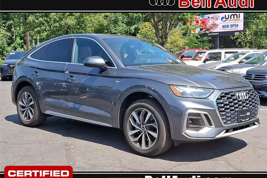 2023 Audi Q5 Sportback 45 S line Premium photo 1