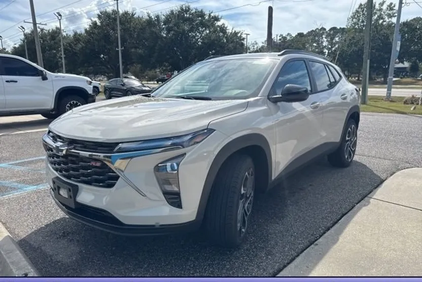 2026 Chevrolet Trax photo 1