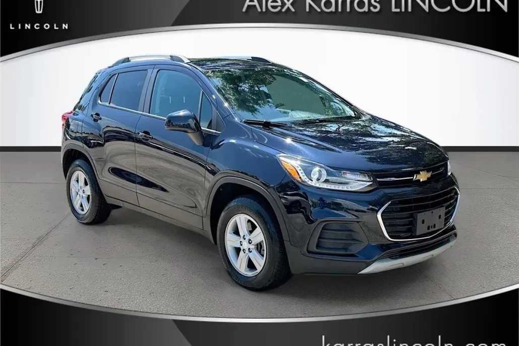 2022 Chevrolet Trax LT photo 1