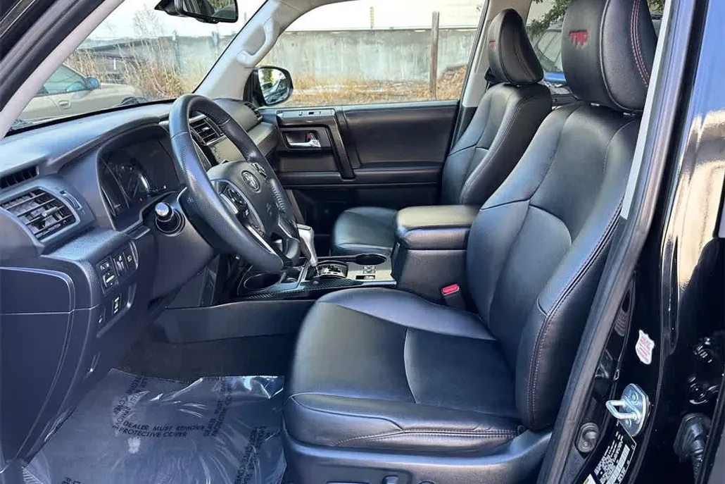 2021 Toyota 4Runner TRD Premium photo 1