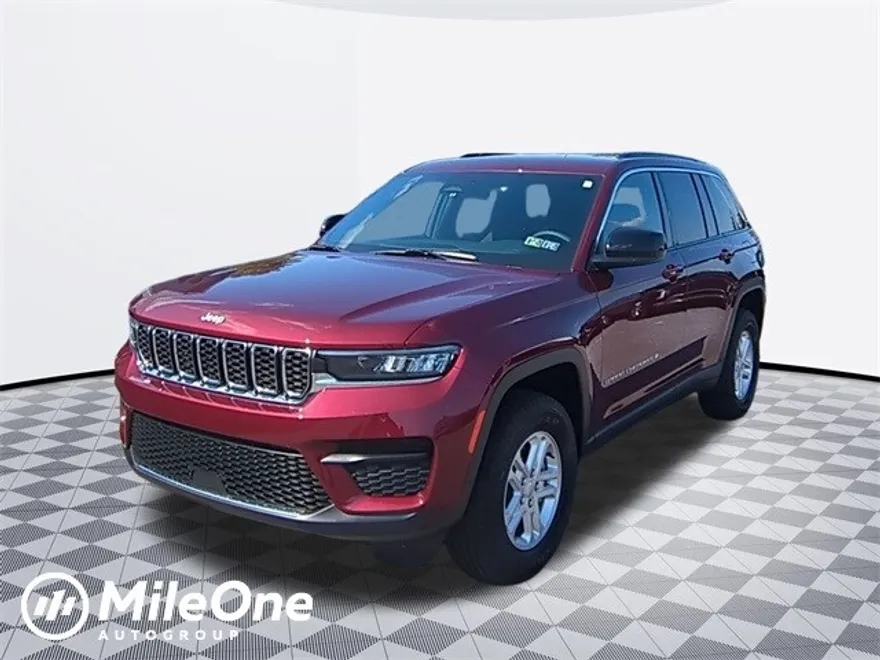 2024 Jeep Grand Cherokee Laredo photo 1
