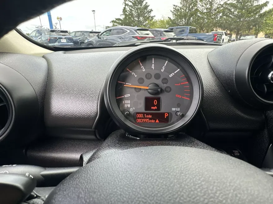 2015 Mini Countryman S photo 1
