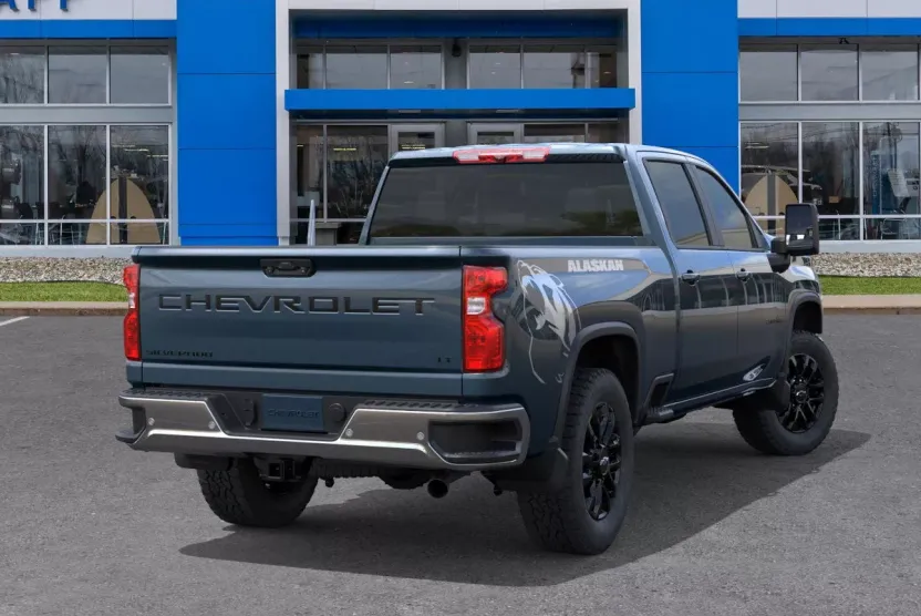 2026 Chevrolet Silverado 2500HD LT photo 1