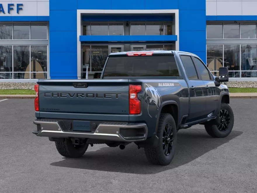 2026 Chevrolet Silverado 2500HD LT photo 1