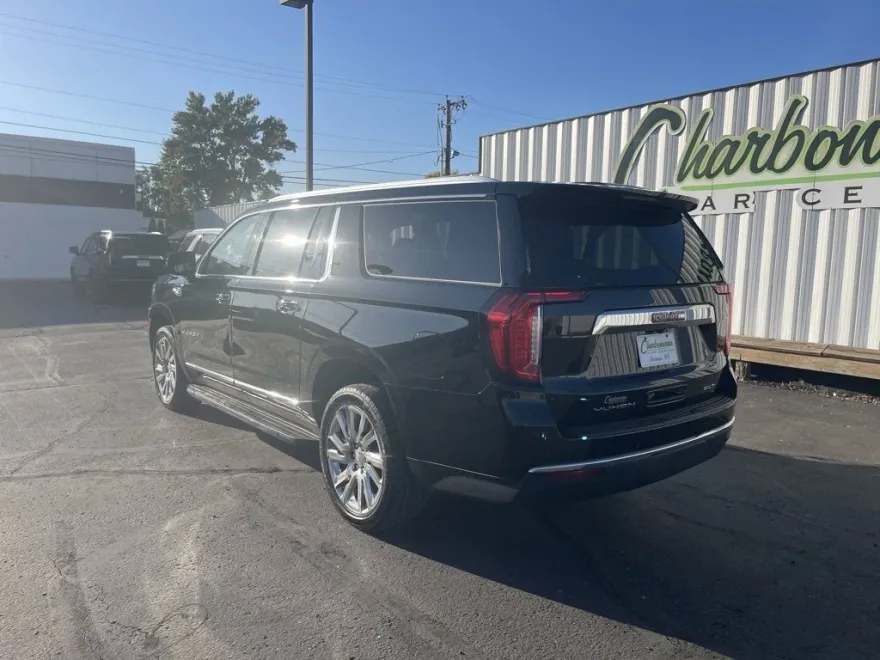 2021 Gmc Yukon XL SLT photo 1