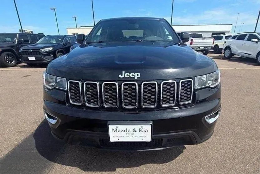 2022 Jeep Cherokee Laredo X photo 1
