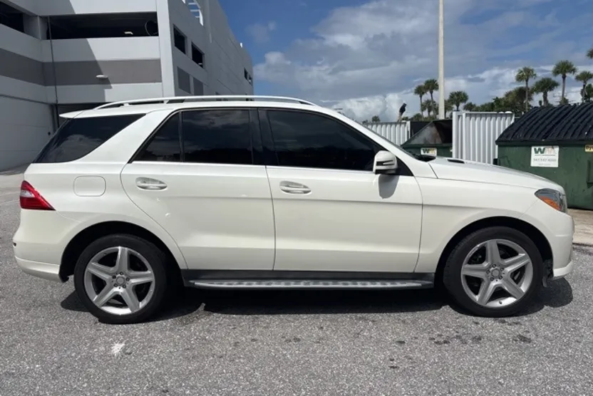 2014 Mercedes Benz ML 350 photo 1