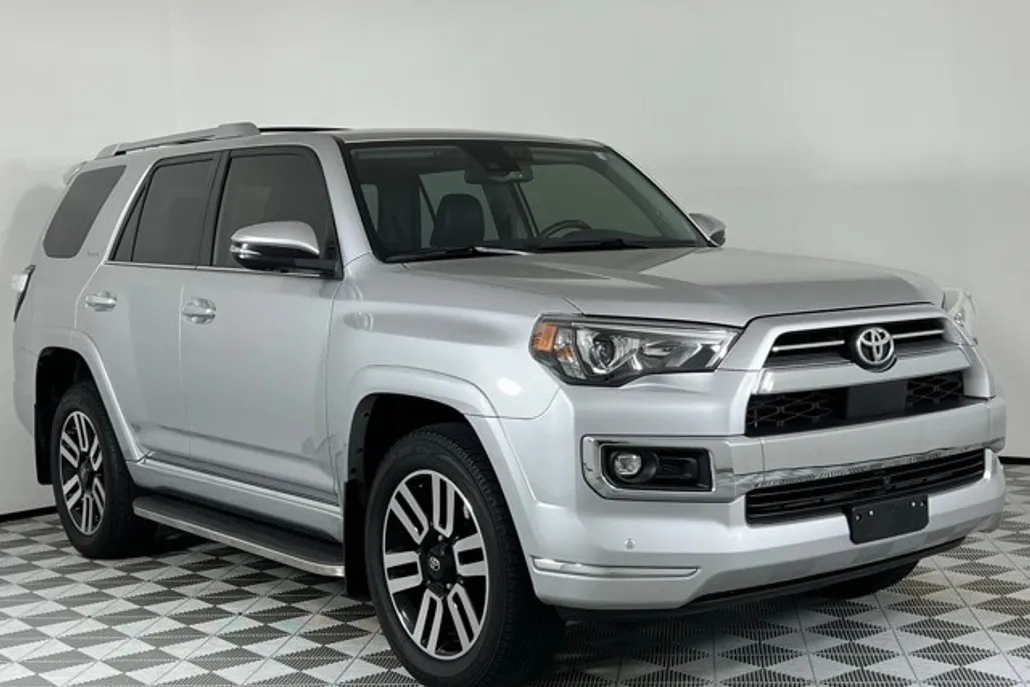 2023 Toyota 4Runner Limited photo 1