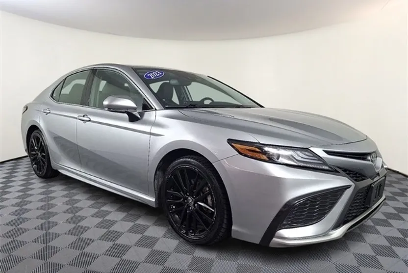 2023 Toyota Camry XSE photo 1